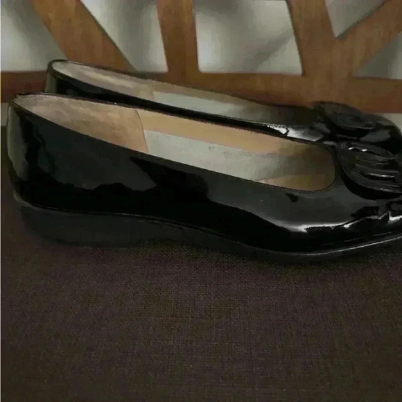 Salvatore Ferragamo Boutique Shoes Size 9 in great condition - Picture 4 of 10